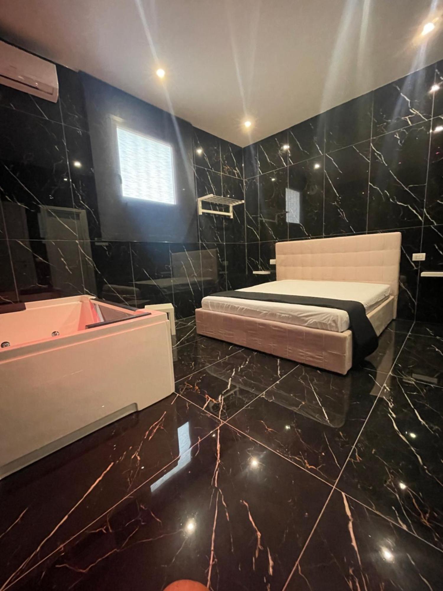 Life Hotel 카살누오보디나폴리 외부 사진